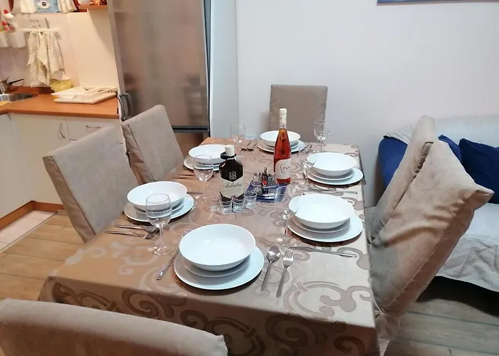 Moja Kuca 즐라티보