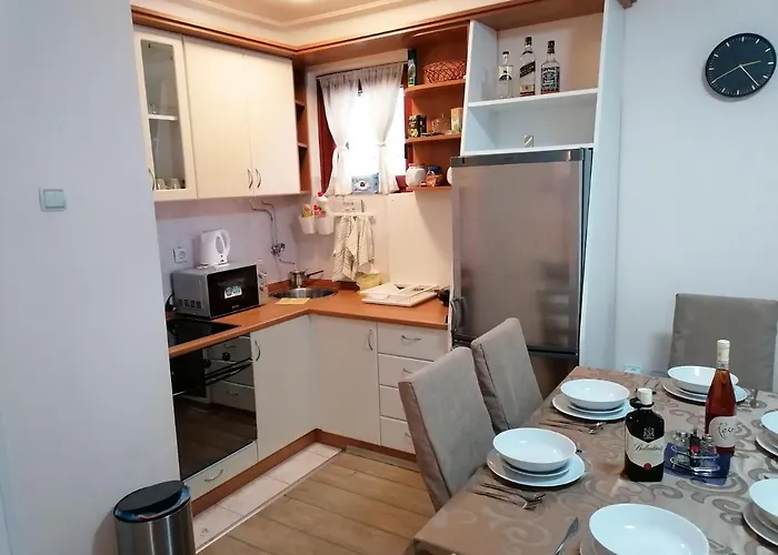 Moja Kuca 즐라티보